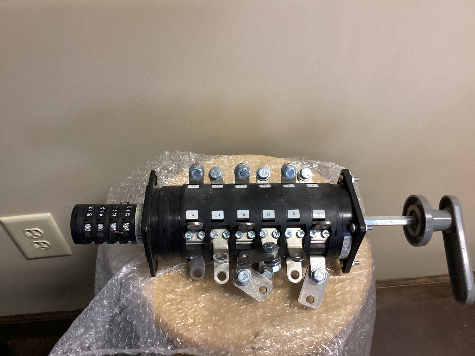 SALZER 608L Rotary Cam Switch With S213