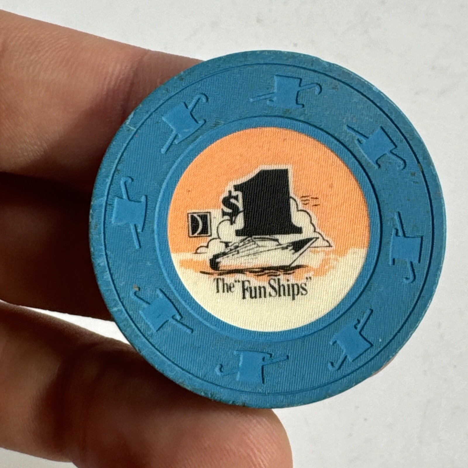Rare Vintage The Fun Ships $1.00 Casino Poker Chip