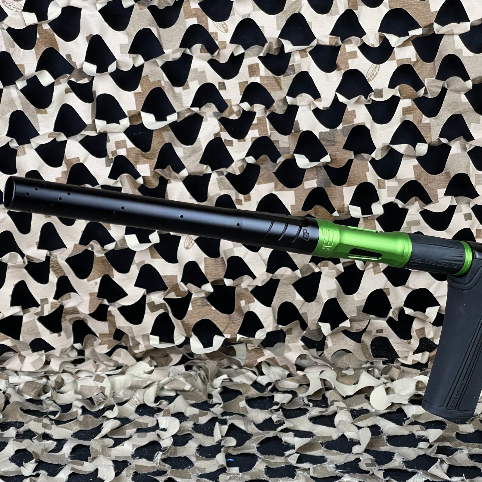 NEW Planet Eclipse Geo R5 Paintball Gun - Vypr2 (Black/Apple Green)
