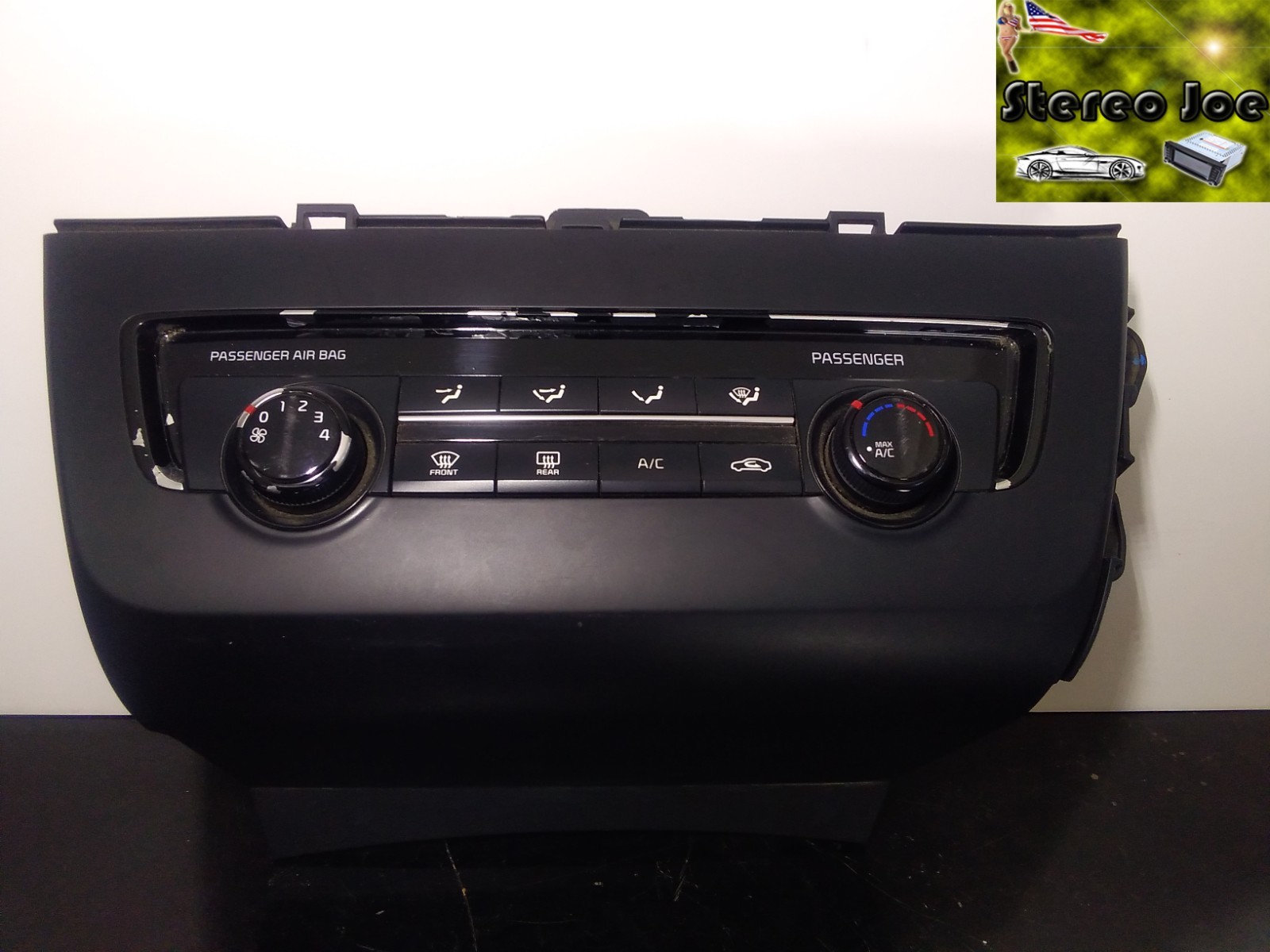 2016-2018 Kia Optima Climate Control Module OEM * 97250-D5500 *