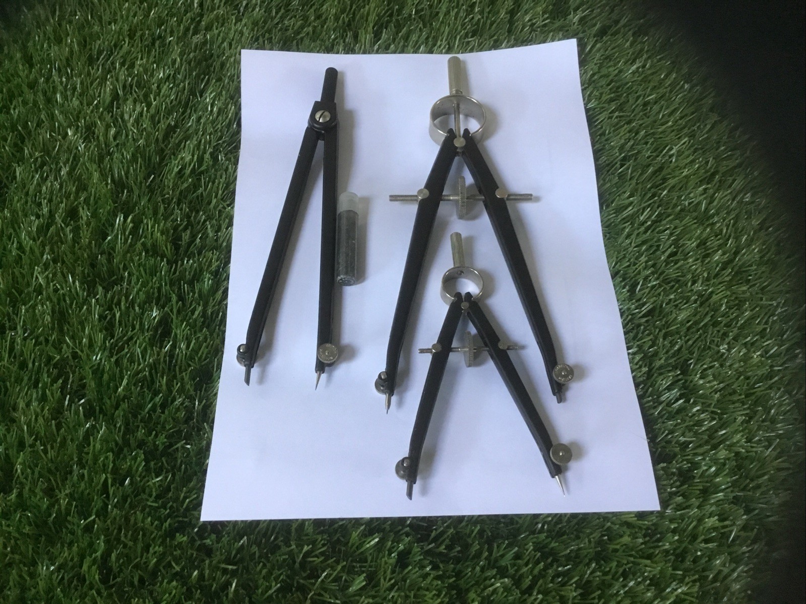 Thornton technical drawing Compasses