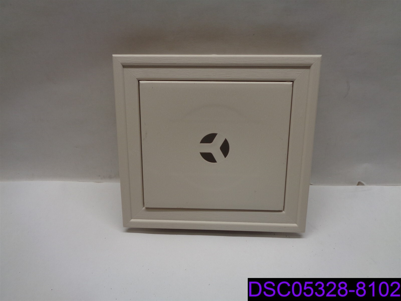 Qty = 10: Mid America Slim Line Mount 00030103089
