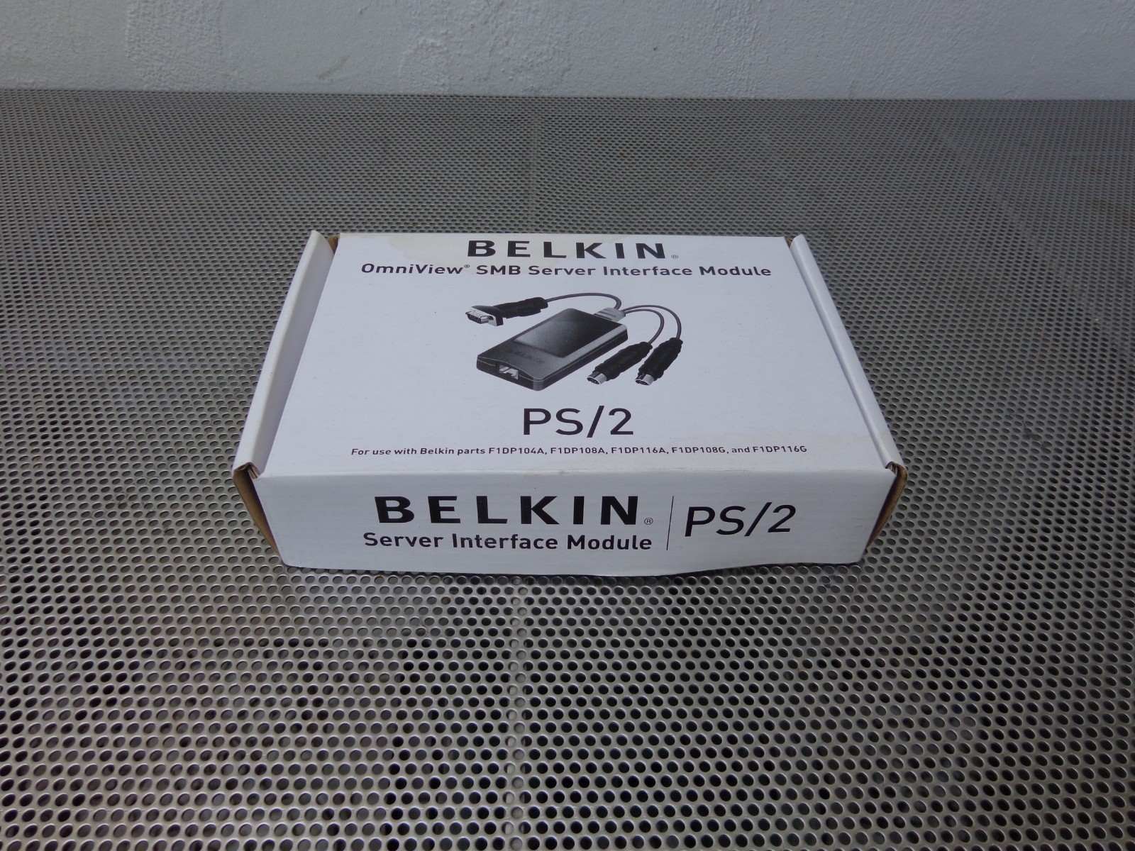 Belkin OmniView SMB Server Interface Module PS/2 - KVM Extender