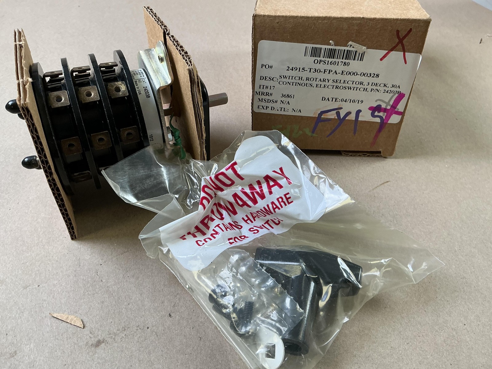 ElectroSwitch 24203B Rotary Selector Switch 3 Deck 30A Industrial Black USA New