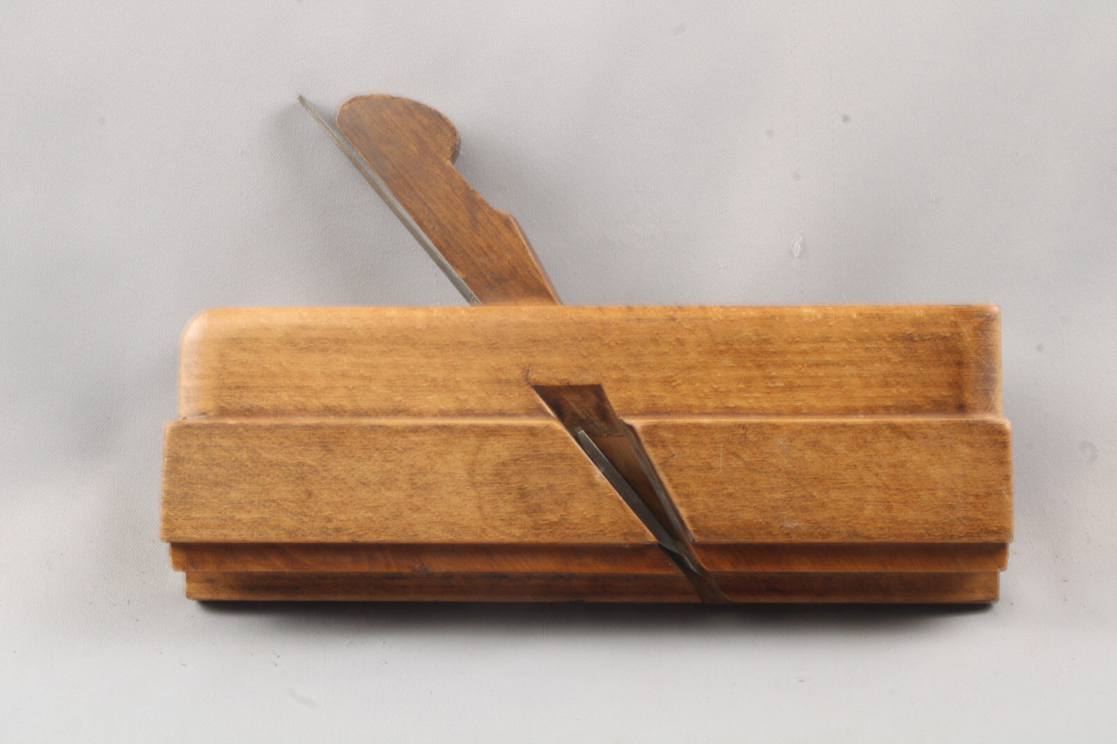 Fine Vintage 2 Star** William Ward, NYC Ca 1850 7/8" Side Bead Plane Inv#ST2