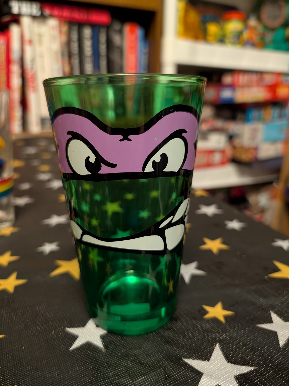 2009 Teenage Mutant Ninja Turtles Green Purple Pint Glass Donatello TMNT