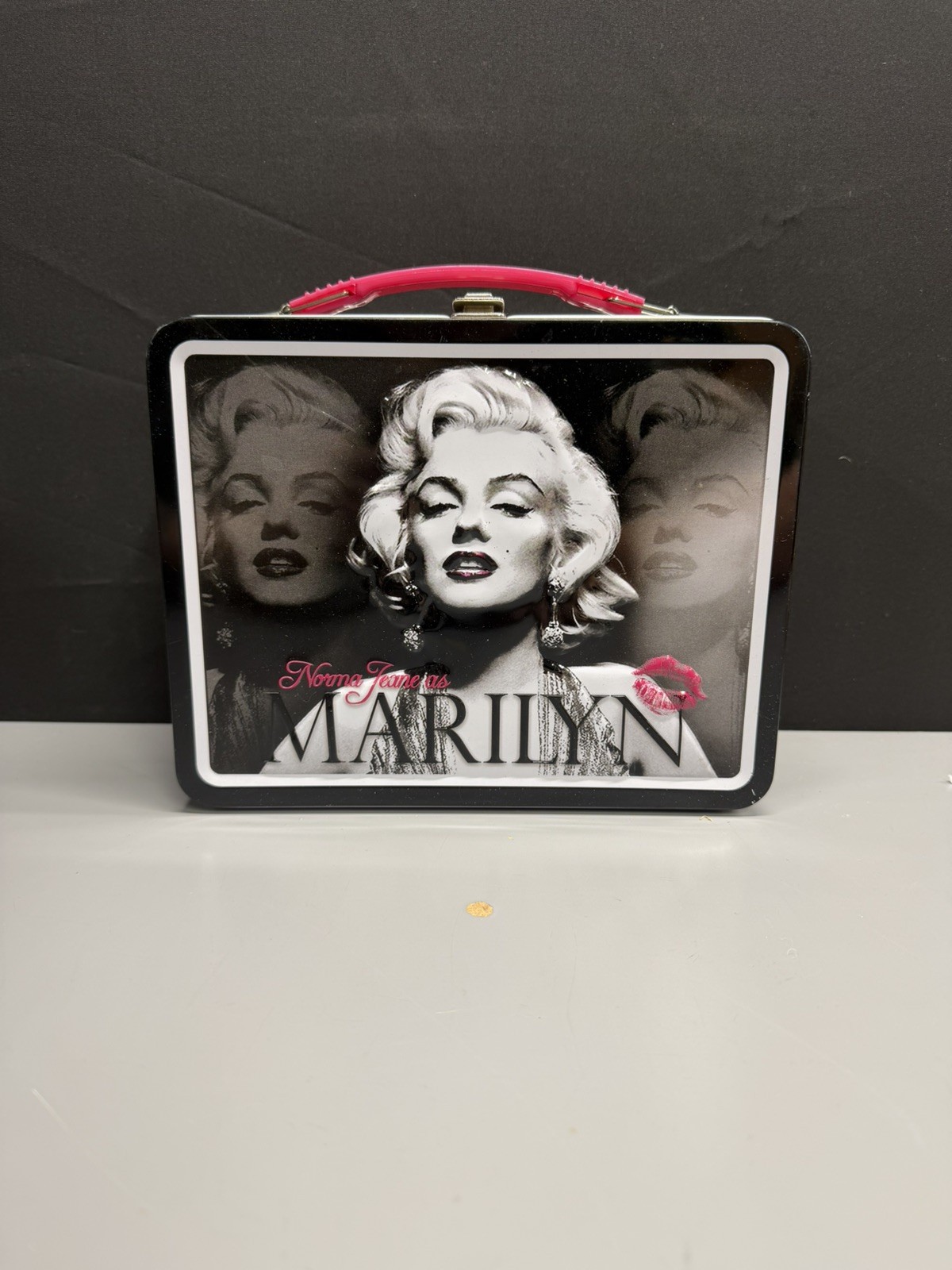 Marilyn Monroe Metal Lunch Box Tin Tote Norma Jeane Collage Pink Handle Retro