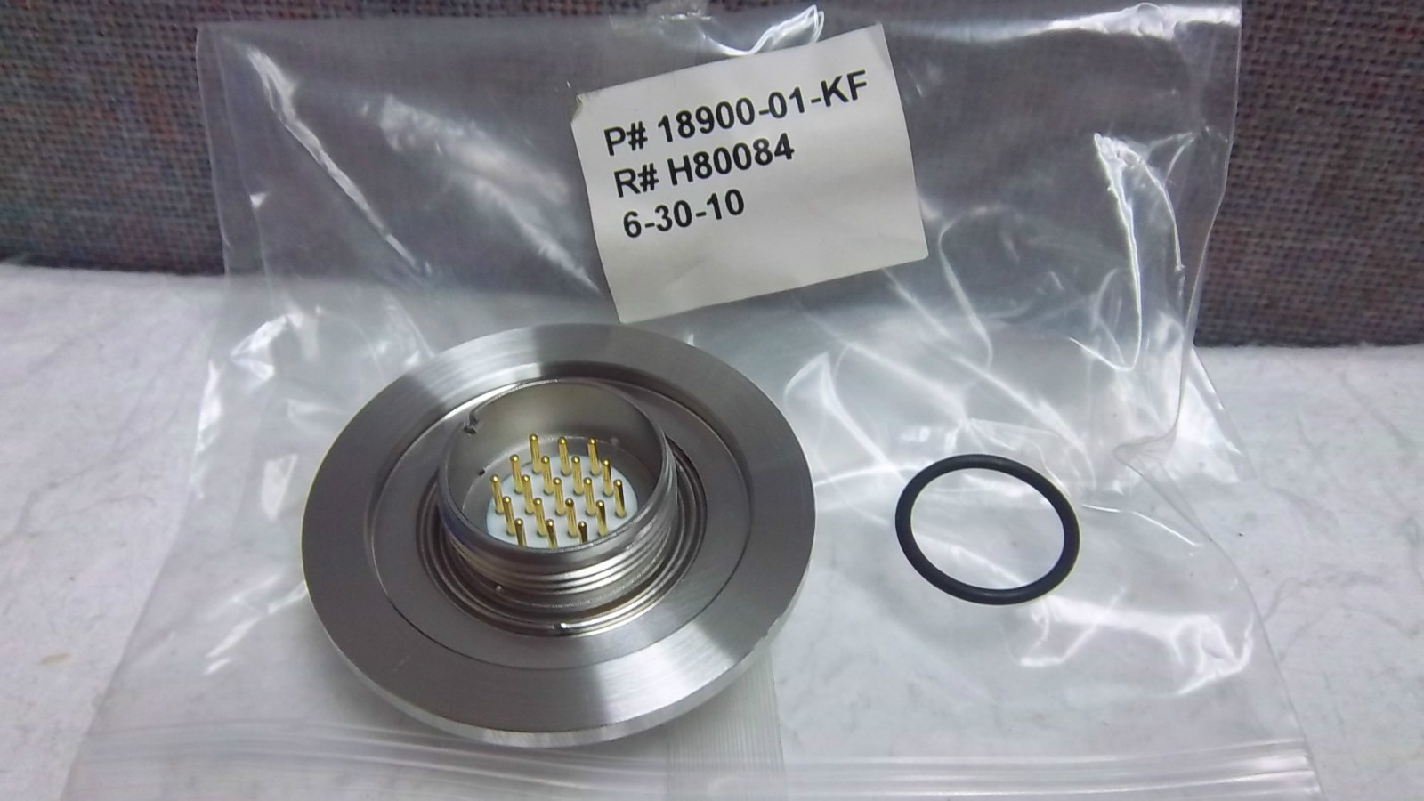 CERAMASEAL CERAMTEC 19-PIN RECEPTACLE 18900-01-KF H80084 NEW 1890001KF