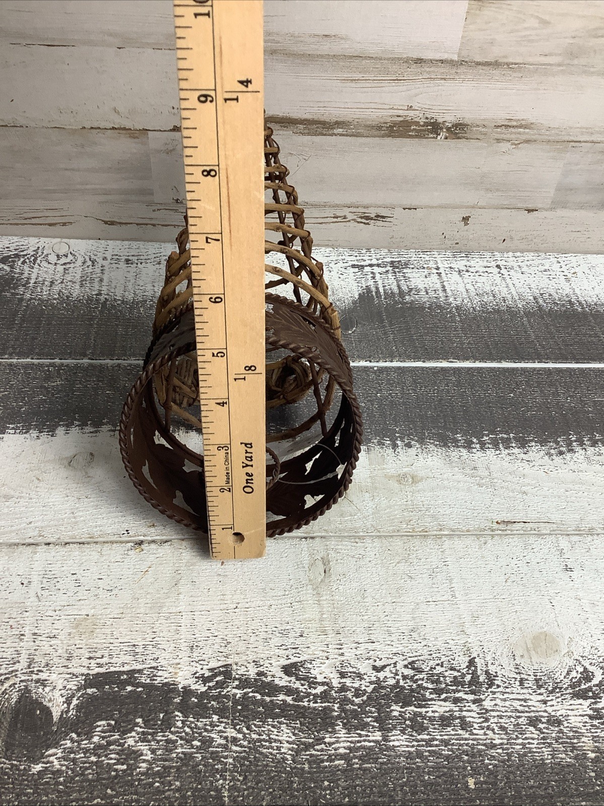 Cornucopia Metal Rim And Vine Basket 8"