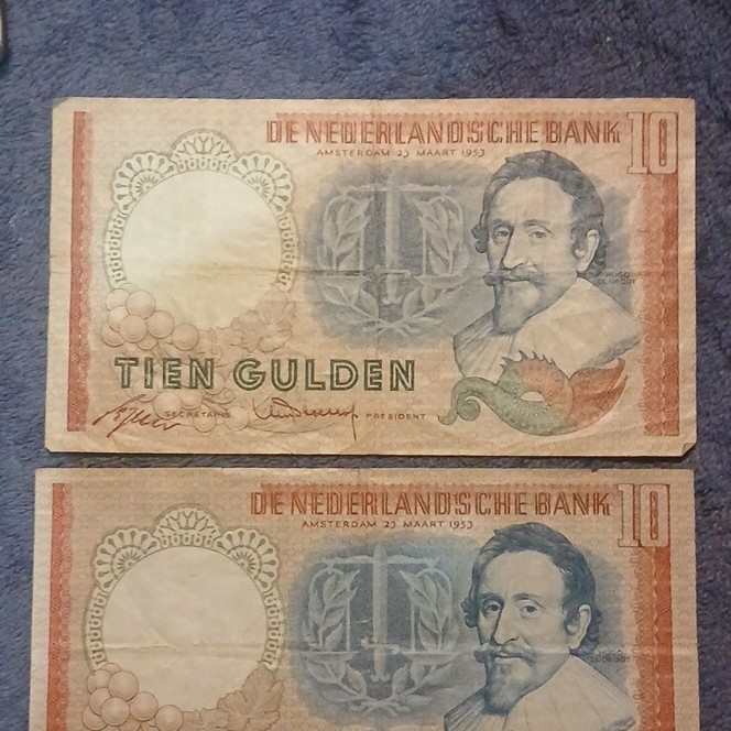 Netherlands 10 Gulden Banknotes 1953 Lot of 2 Circulated Uncertified Ungraded