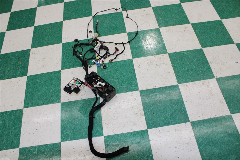 14-17 GHIBLI 3.0L Engine Cabin Fuse Relay Junction Box Wire Harness Factory OEM