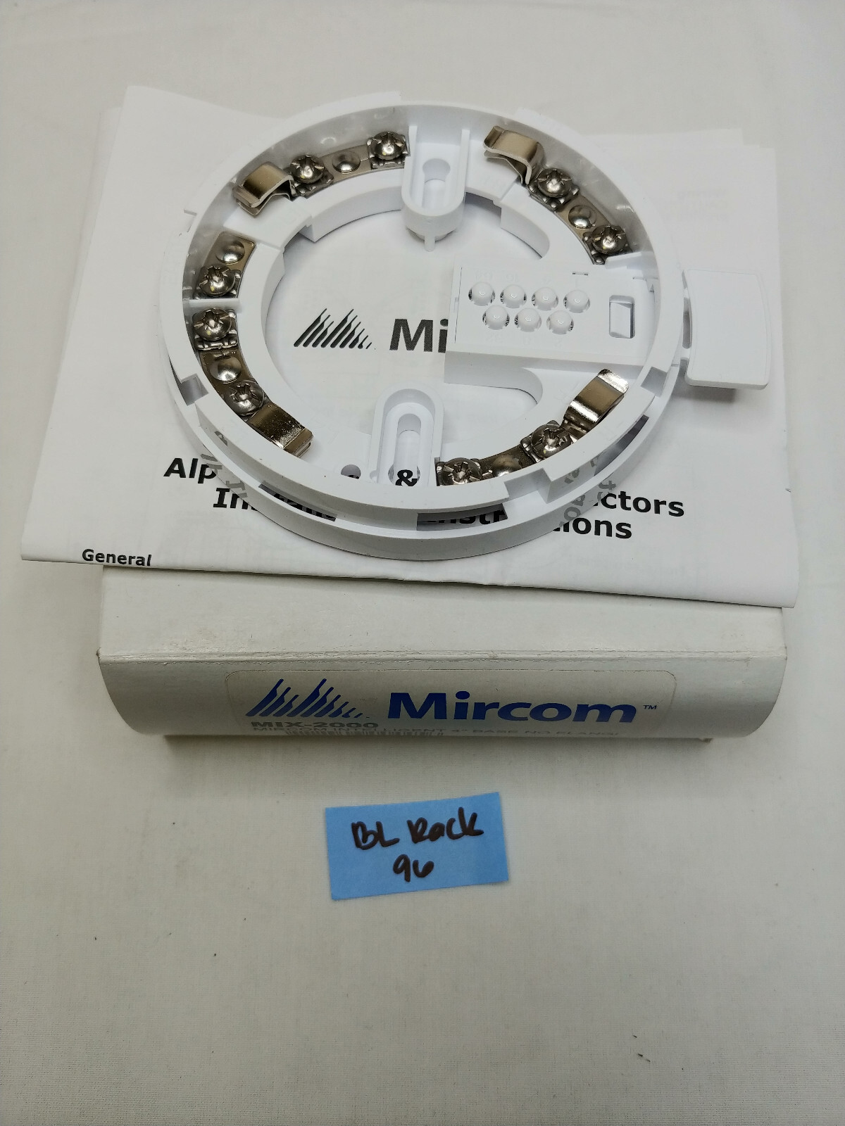 Mircom MIX-2000 Intelligent Mounting Base