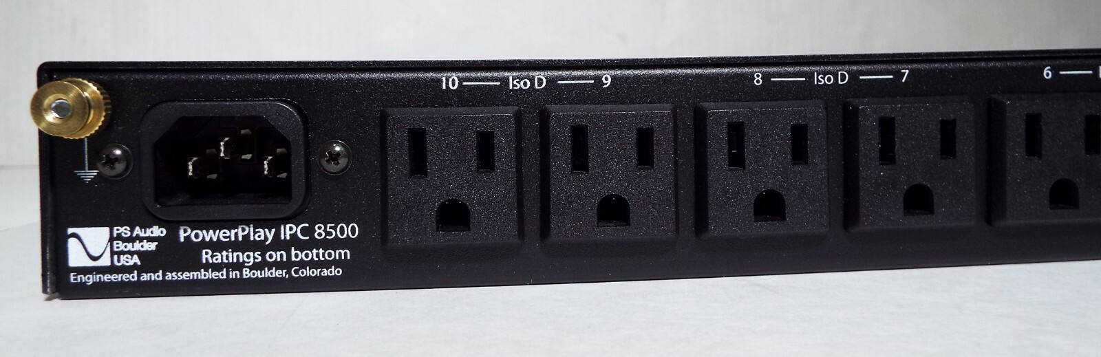 PS AUDIO - PowerPlay 8500 Power Conditioner in good condition -Use for 110V only