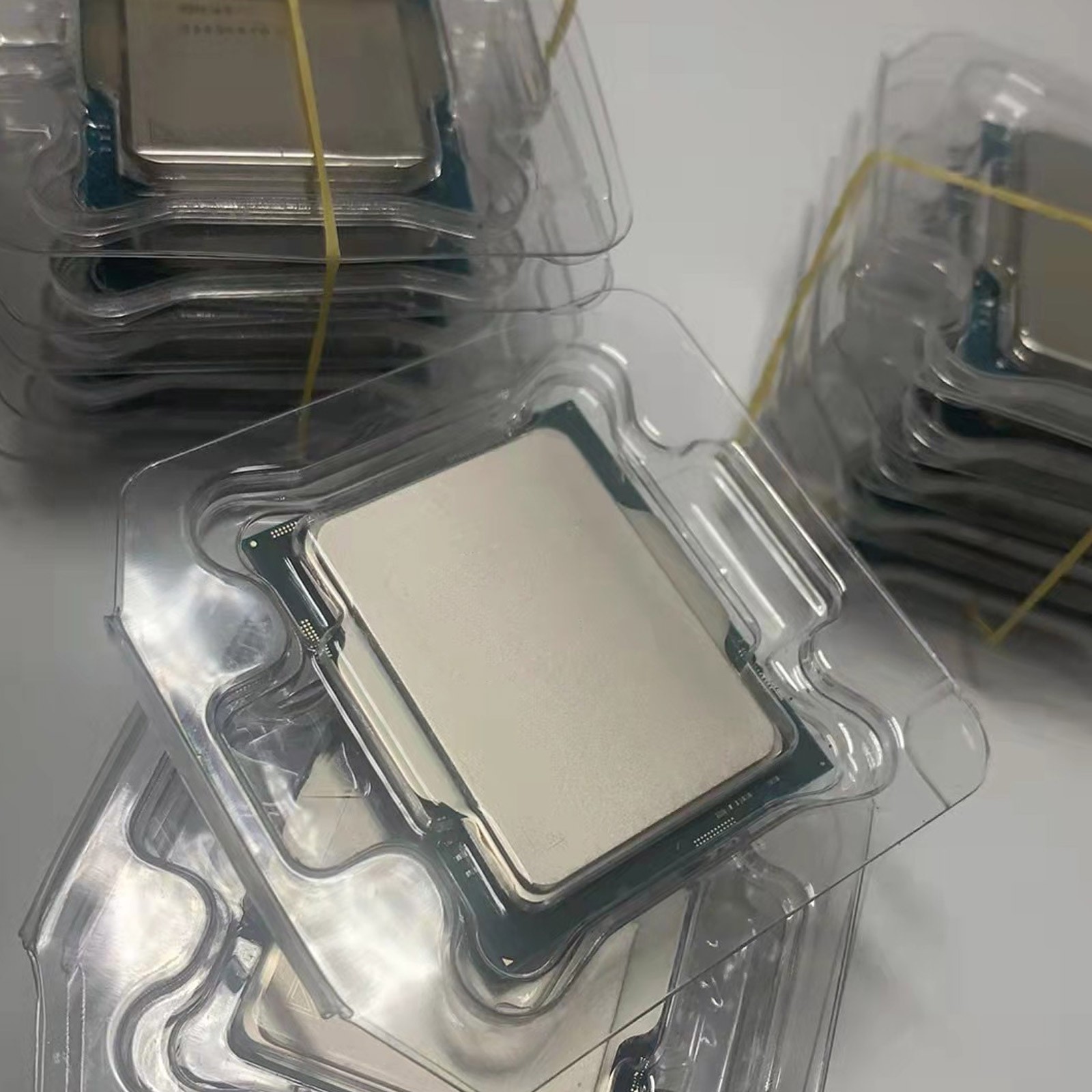 NEW 50 PCS Clam Shell For LGA1700 CPU Protective Case7c