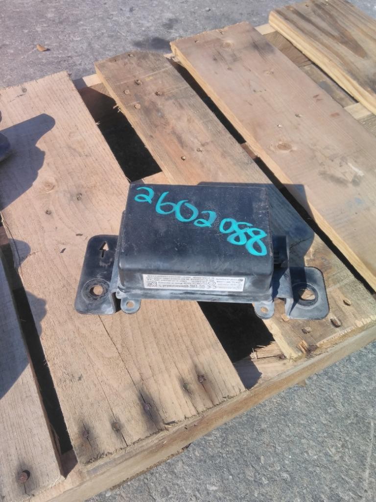 Replaces Q21-1127-008 2014 KENWORTH T680 RADAR ANTI-COLLISION MODULE ,  FL