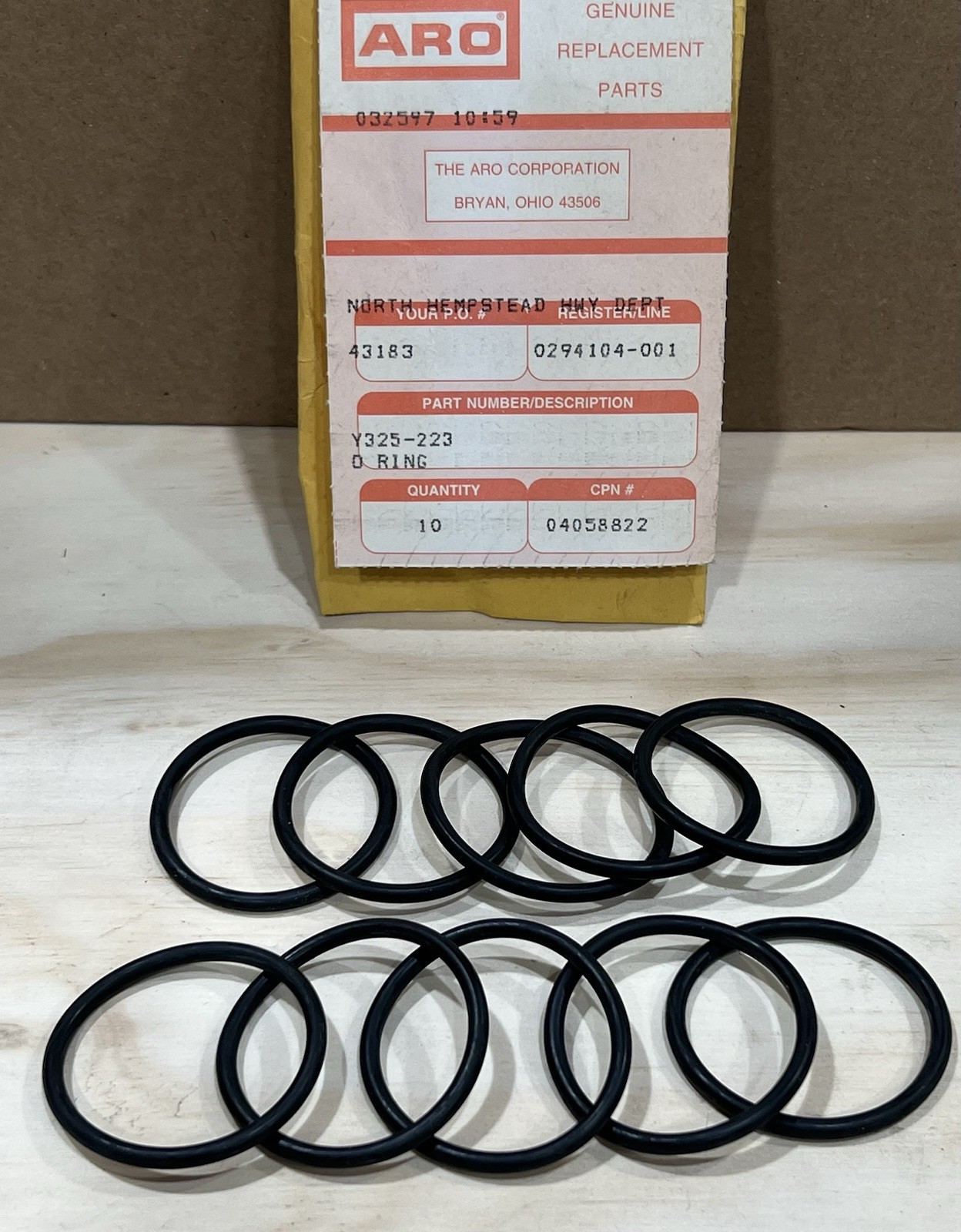 Genuine Oem Ingersoll-Rand ARO Y325-223 )-Ring ( 10 Pack ) New old Stock
