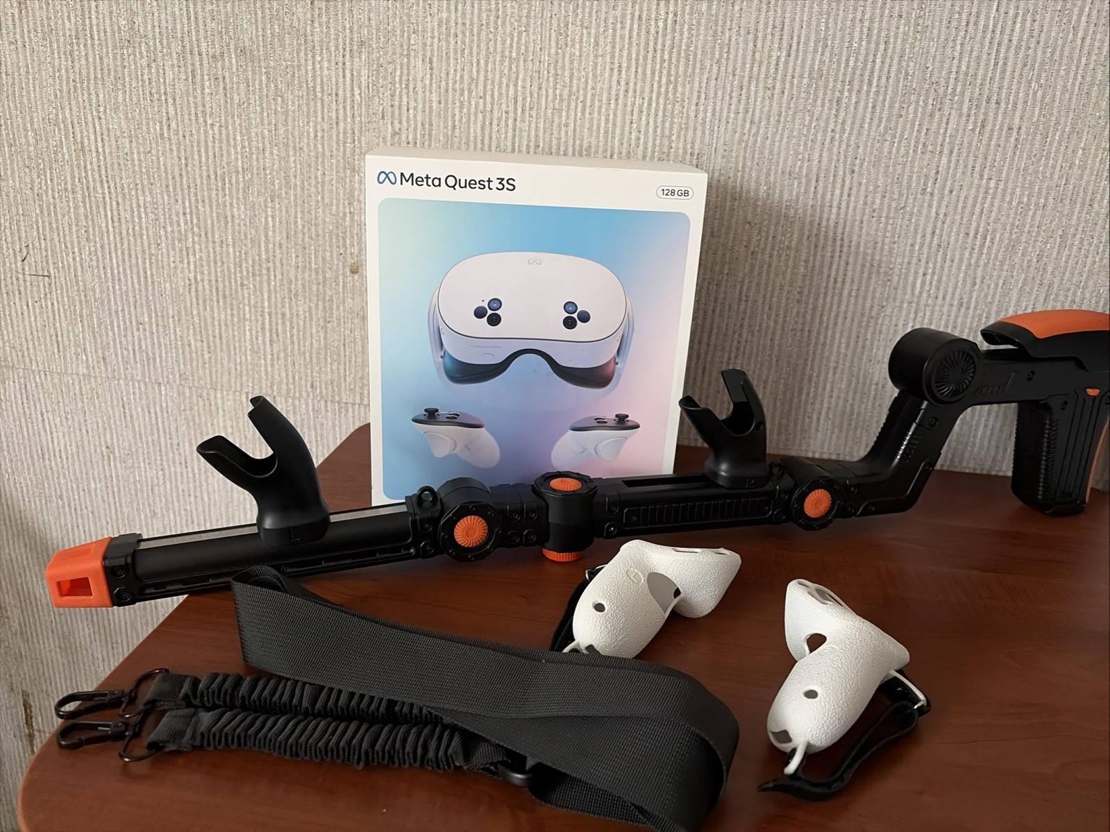 Meta Quest 3S 128 GB + Gunstock + Vr Grips - Complete Bundle Great Condition