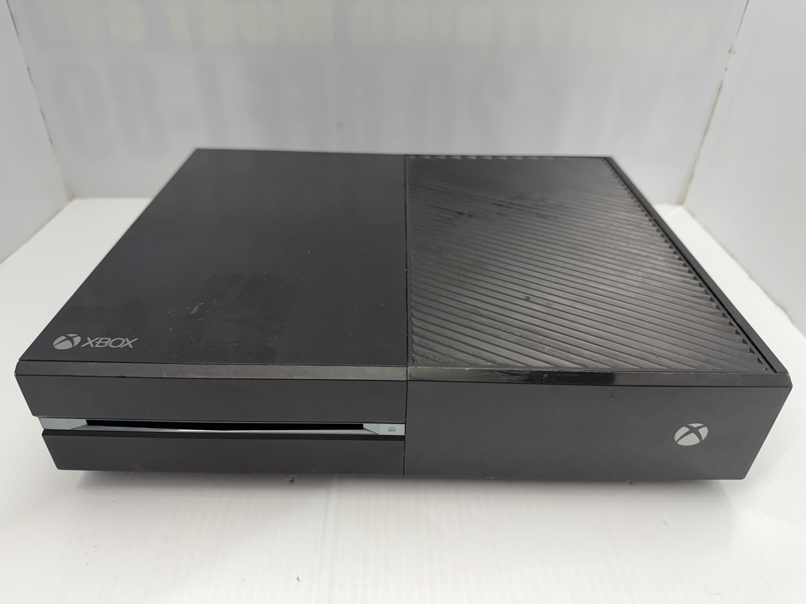 Microsoft Xbox One - Original Home Console 1540 500GB