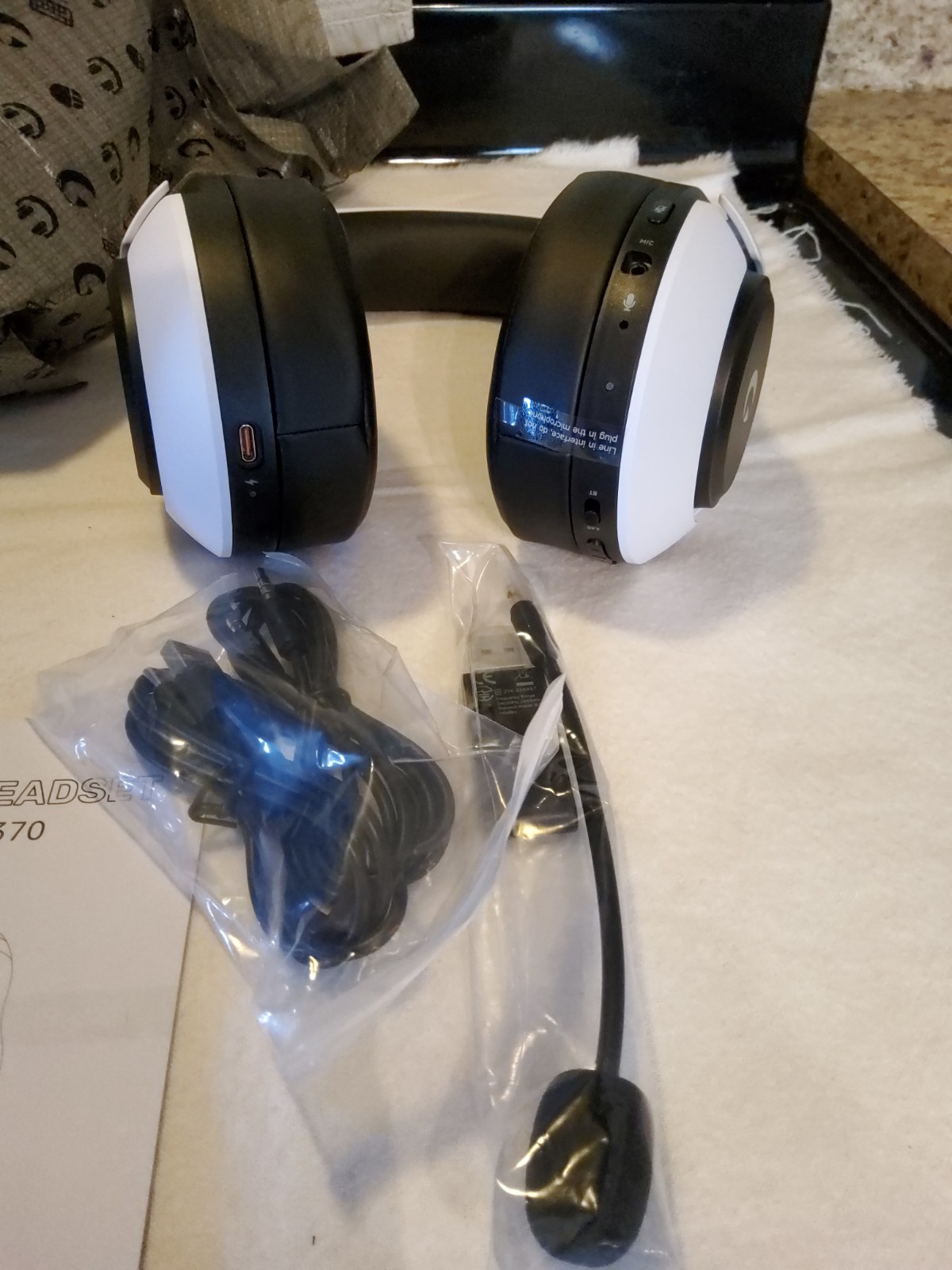 Captain 370 Gaming Headset New In Box Never Used