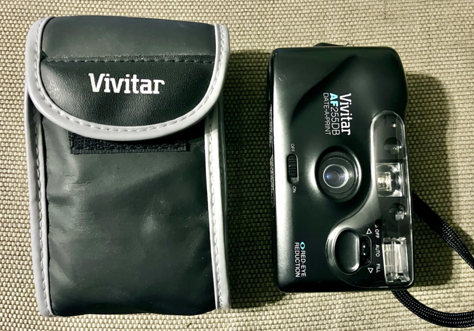 Vivitar AF255DB 35mm Film Camera Point Shoot Auto Focus Flash Red-Eye Reduction
