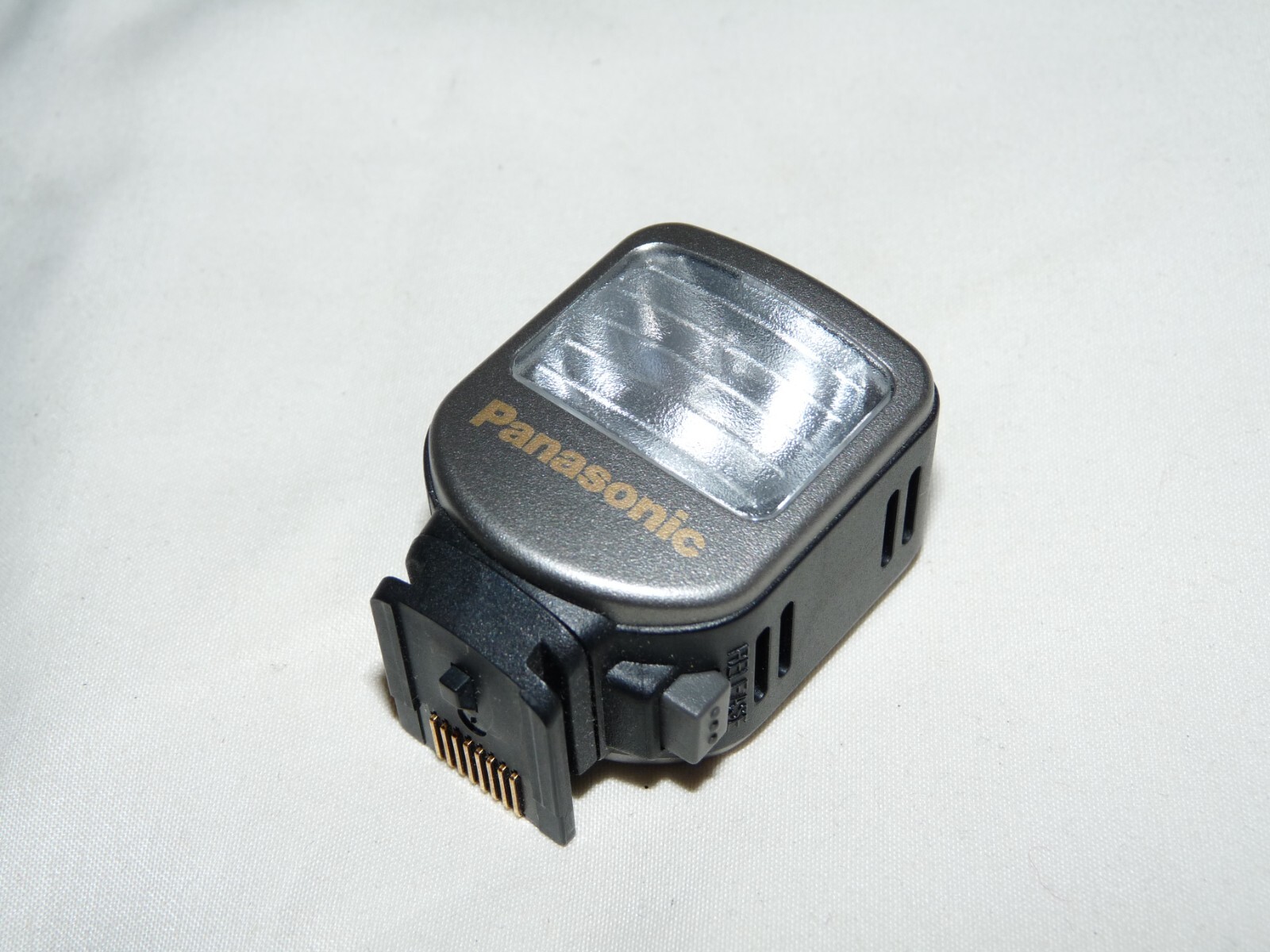 Panasonic Portable Video light For Panasonic PV-DV minidv camcorders