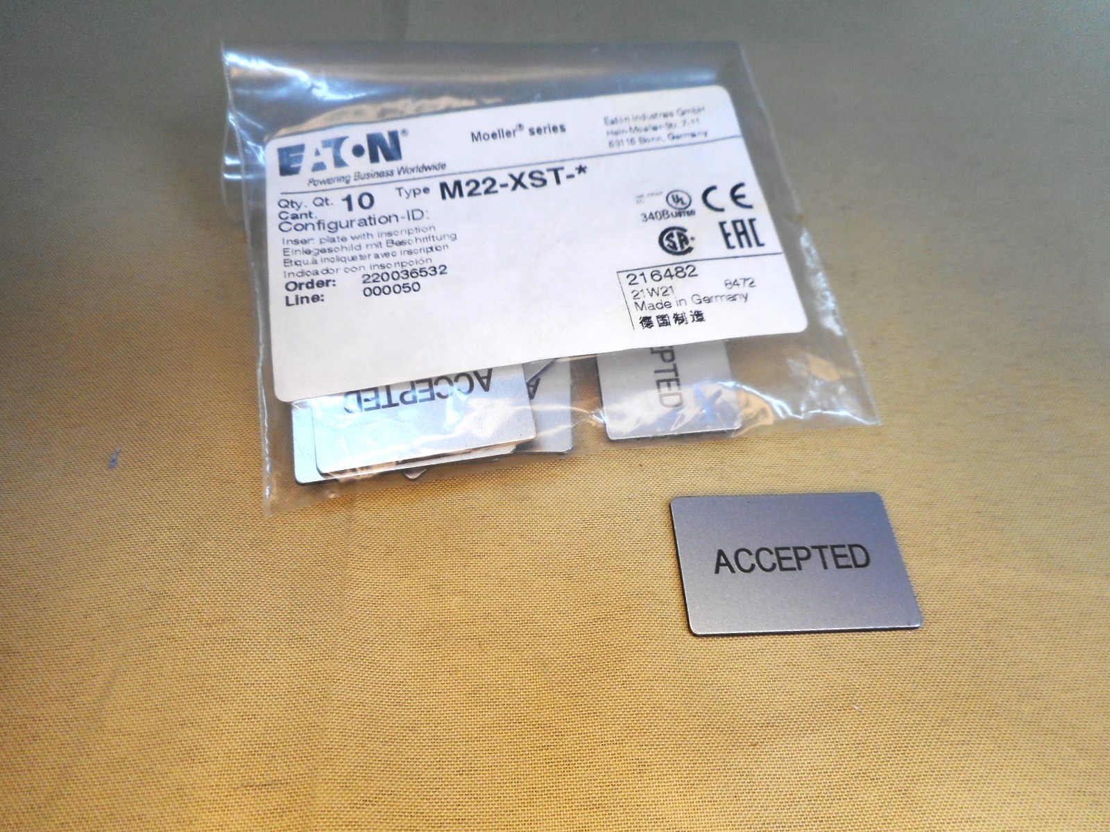 MOELLER  M22-XST-ACCEPTED pushbutton insert label (NIB)