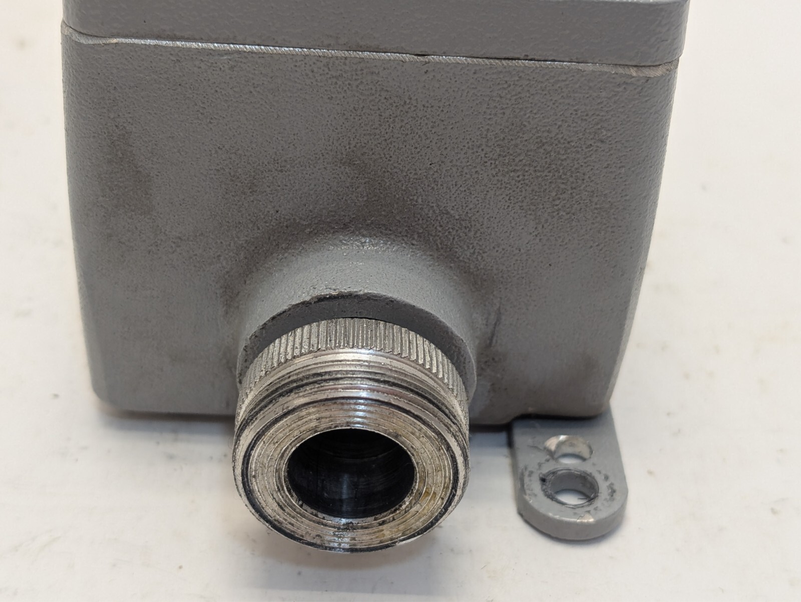 Appleton EGS ECSK102 3-Position Selector Switch and Box
