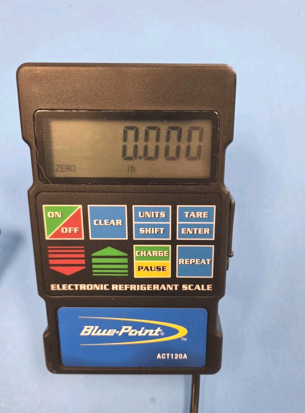 BLUE POINT REFRIGERANT SCALE ACT120A WITH CASE / VERY GOOD CONDITION!