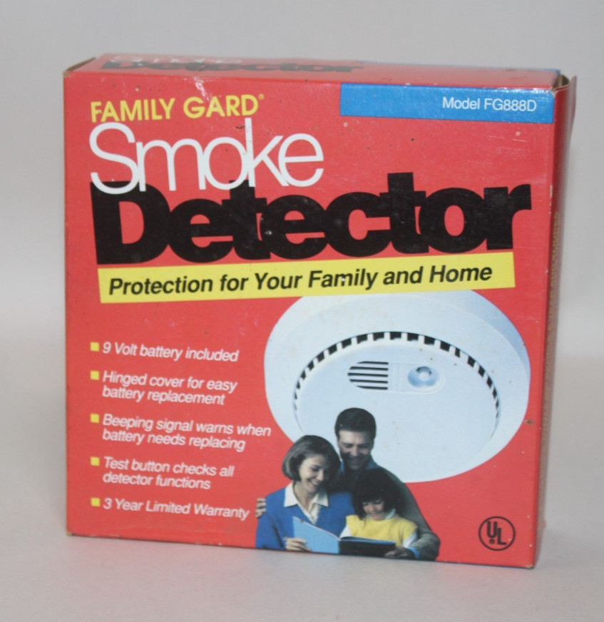 Family Gard Smoke Detector FG888D – New in Box | 9-Volt Battery Included