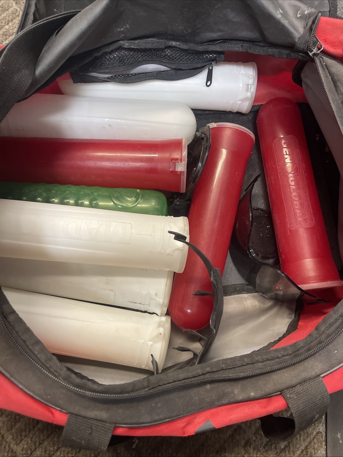 Paintball bag and accessories/ Gen global / Maddog