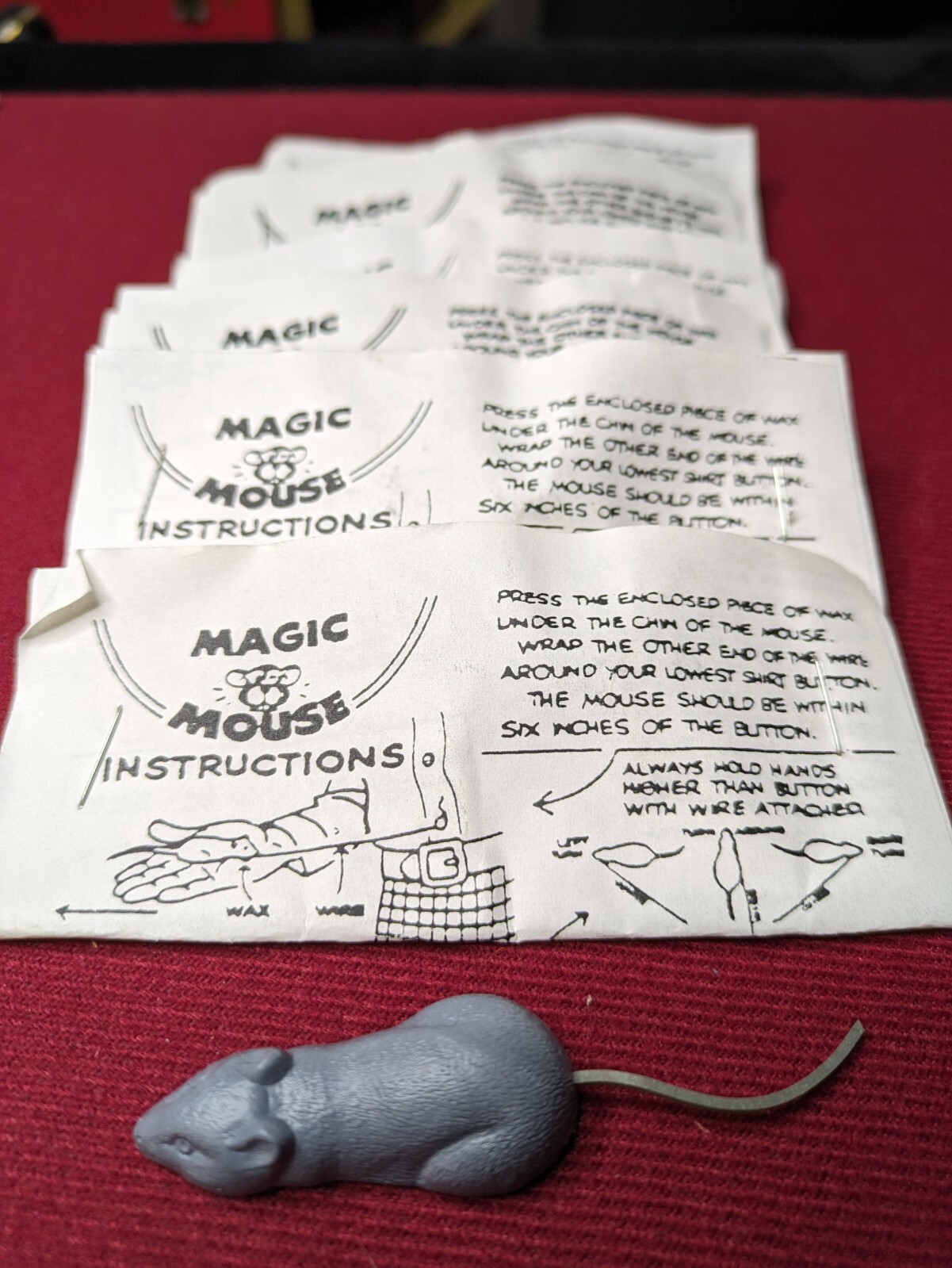 12 Count - Wonder Mouse - Jokes, Gags and Pranks - Make Mouse Jump