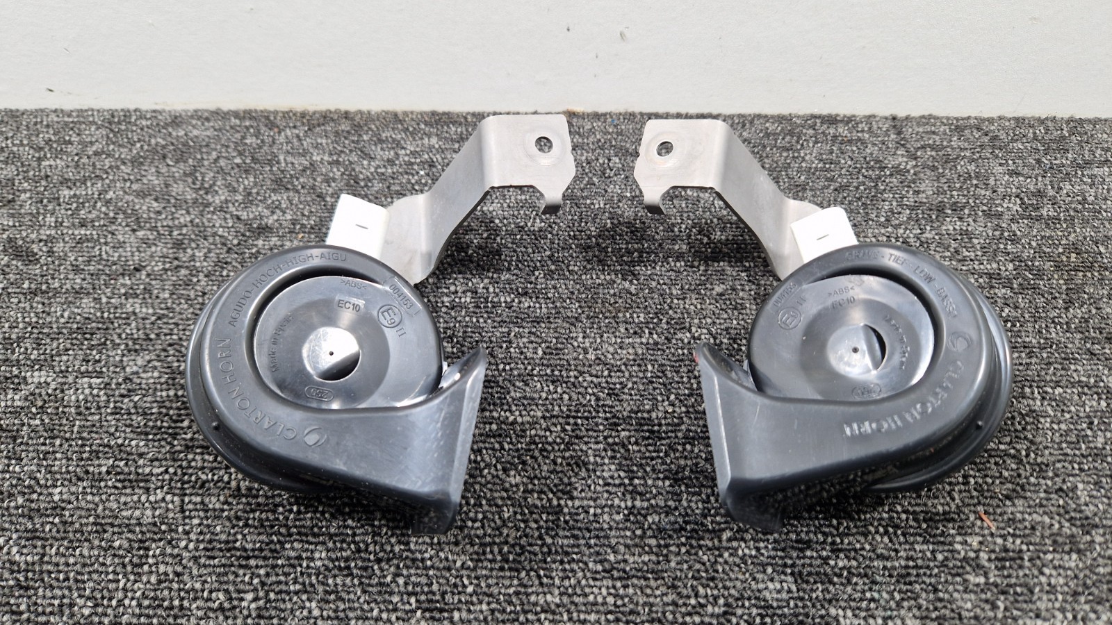 BMW M3 M4 G80 G81 G82 G83 TREBLE FANFARE HORN HIGH AND LOW TONE 8081756 8081755
