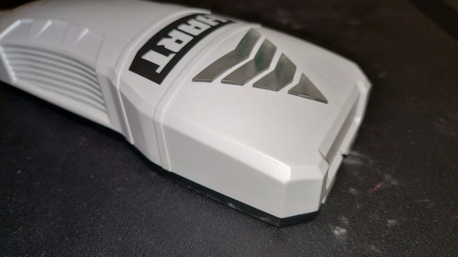 {HART} Basic Stud Finder with TWO AAA Batteries