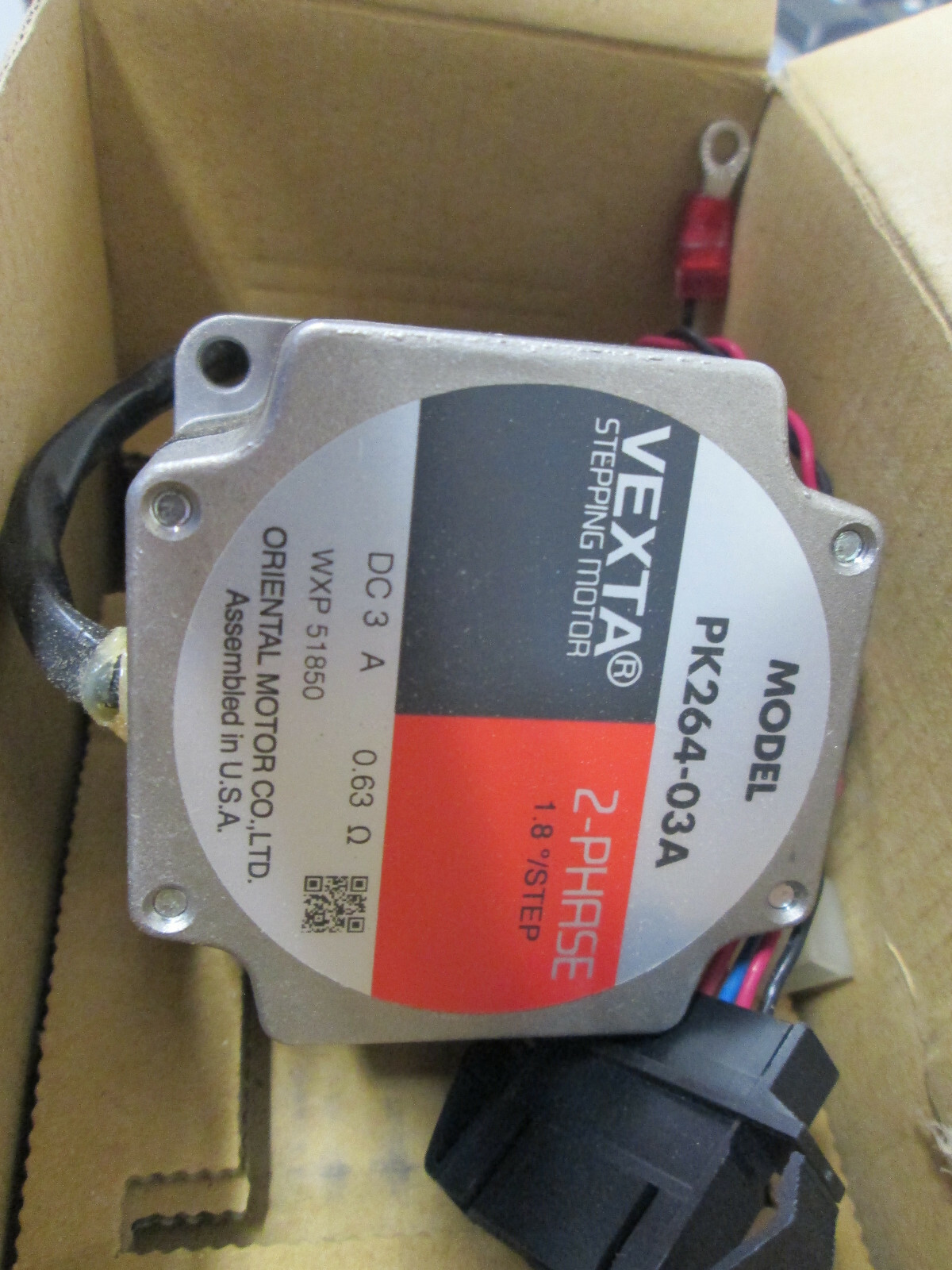 ORIENTAL MOTOR CO VEXTA STEPPING MOTOR MODEL PK264-03A 2 PHASE