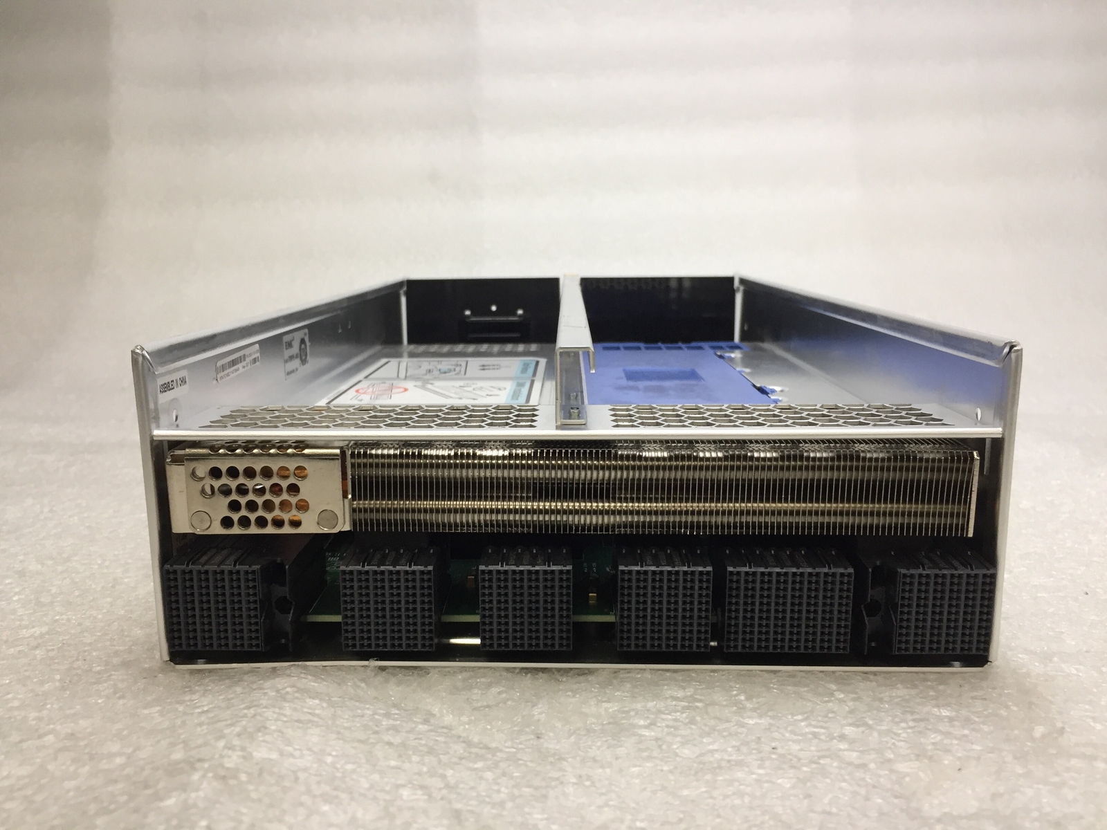 EMC 110-113-106B 2.13GHZ Storage Processor Controller Module For VNX5300