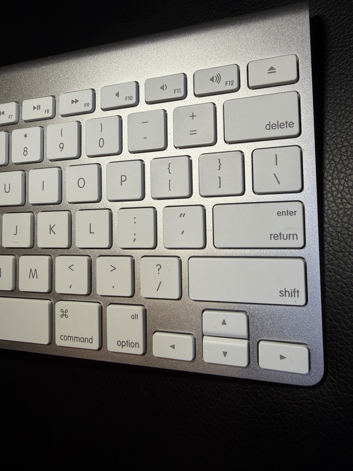 Apple Wireless Bluetooth Keyboard A1314 Compact Mac Aluminum Slim Silver Tested