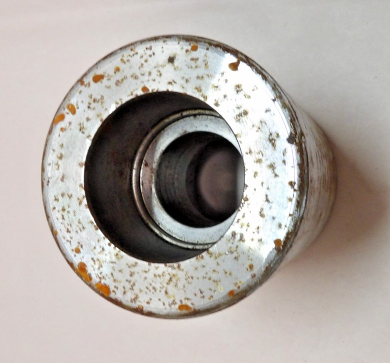 Steel Wheel 4" X 3" Bearings Needed Size 1.3/4" X 2 Has Surface Rust