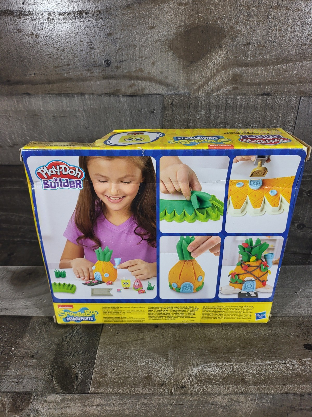 PLAY-DOH Builder Series SpongeBob SquarePants Pineapple House Set