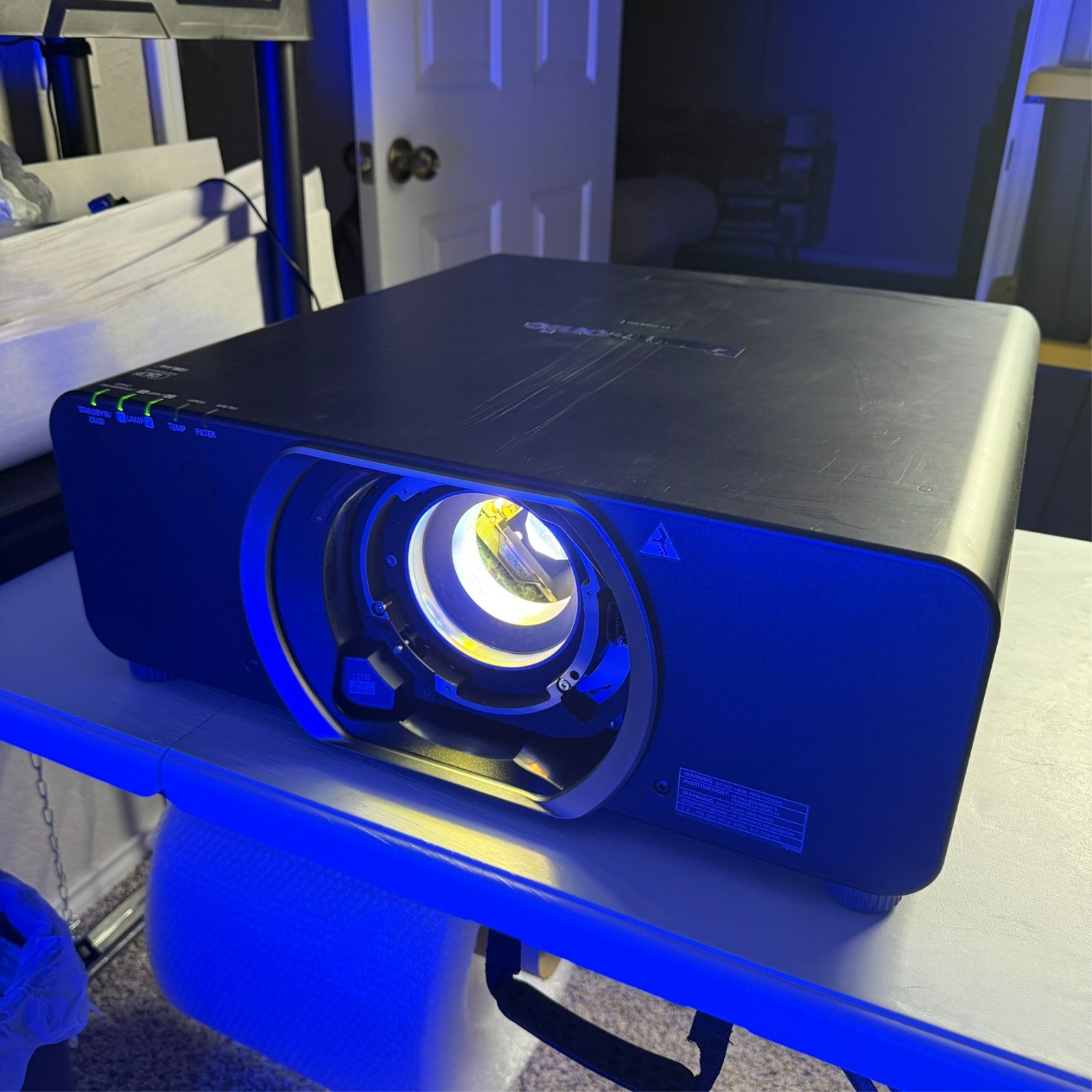 Panasonic PT-DW8300U 9600 Lumen WXGA DLP Projector No Lens Powers On