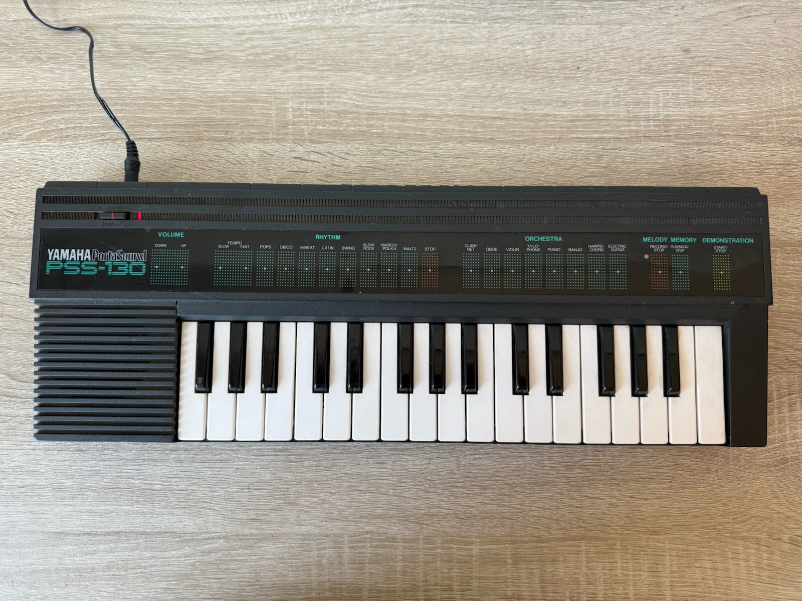 Yamaha PortaSound PSS-130 Electronic Keyboard Preowned Tested Condition