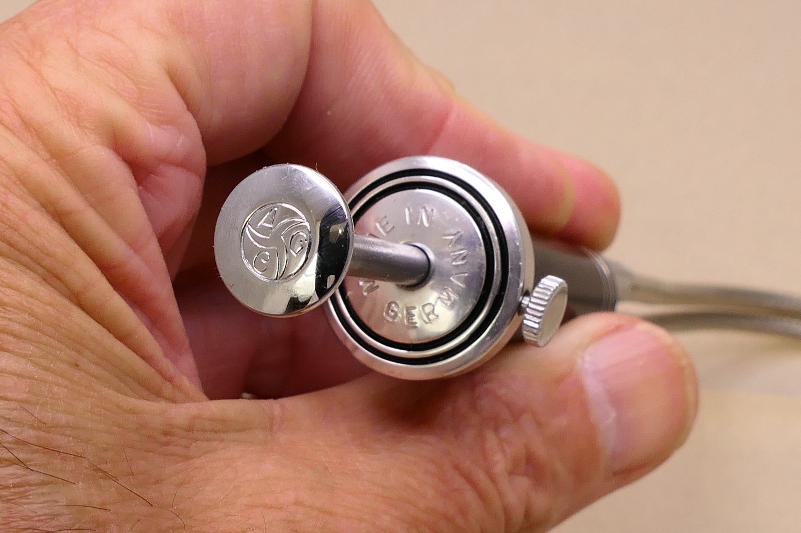 Leitz Wetzlar Twin Cable release #16494