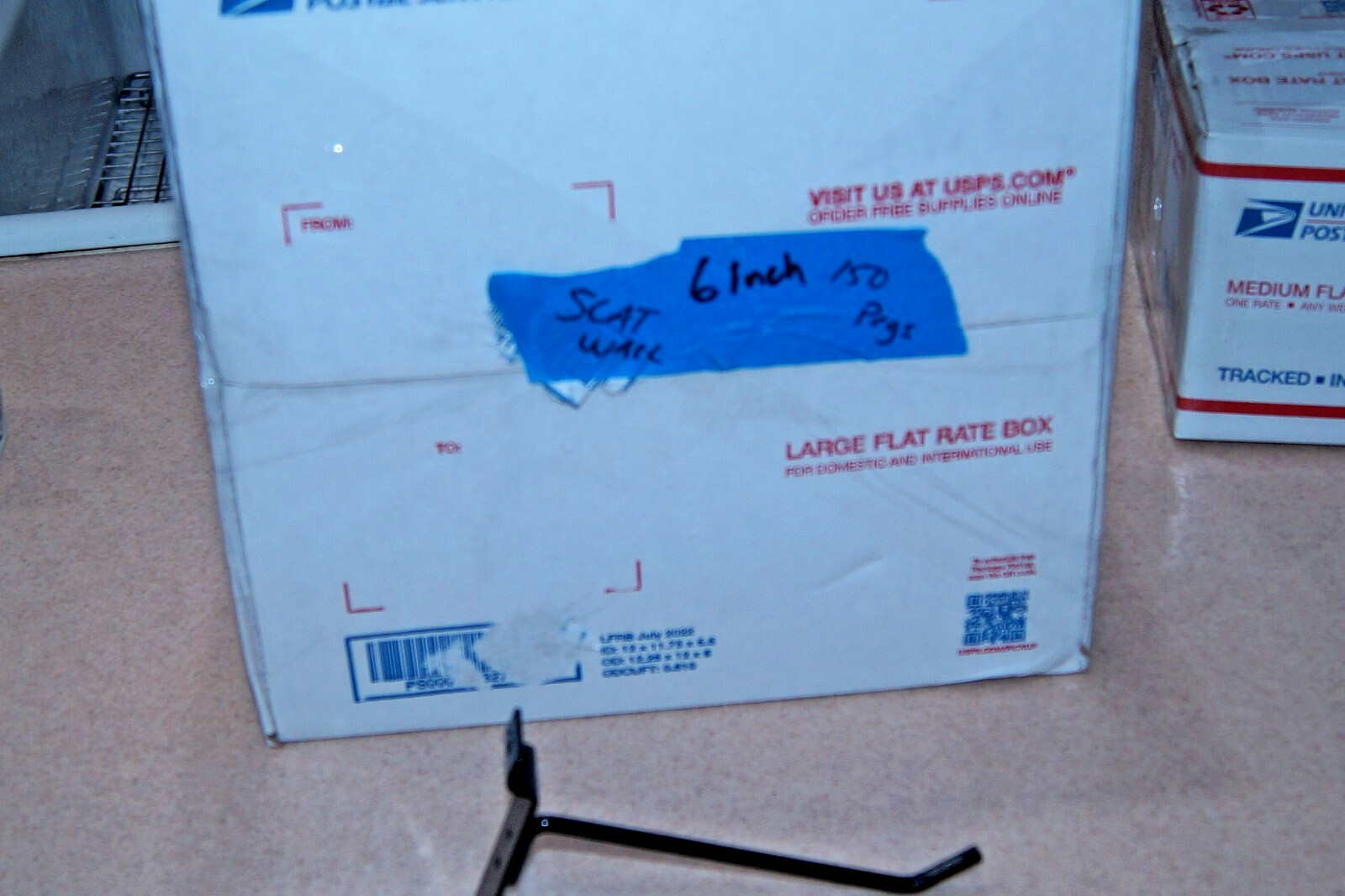 LOT OF 150 BLACK METAL SLATWALL 6" HOOKS FREE SHIPPING