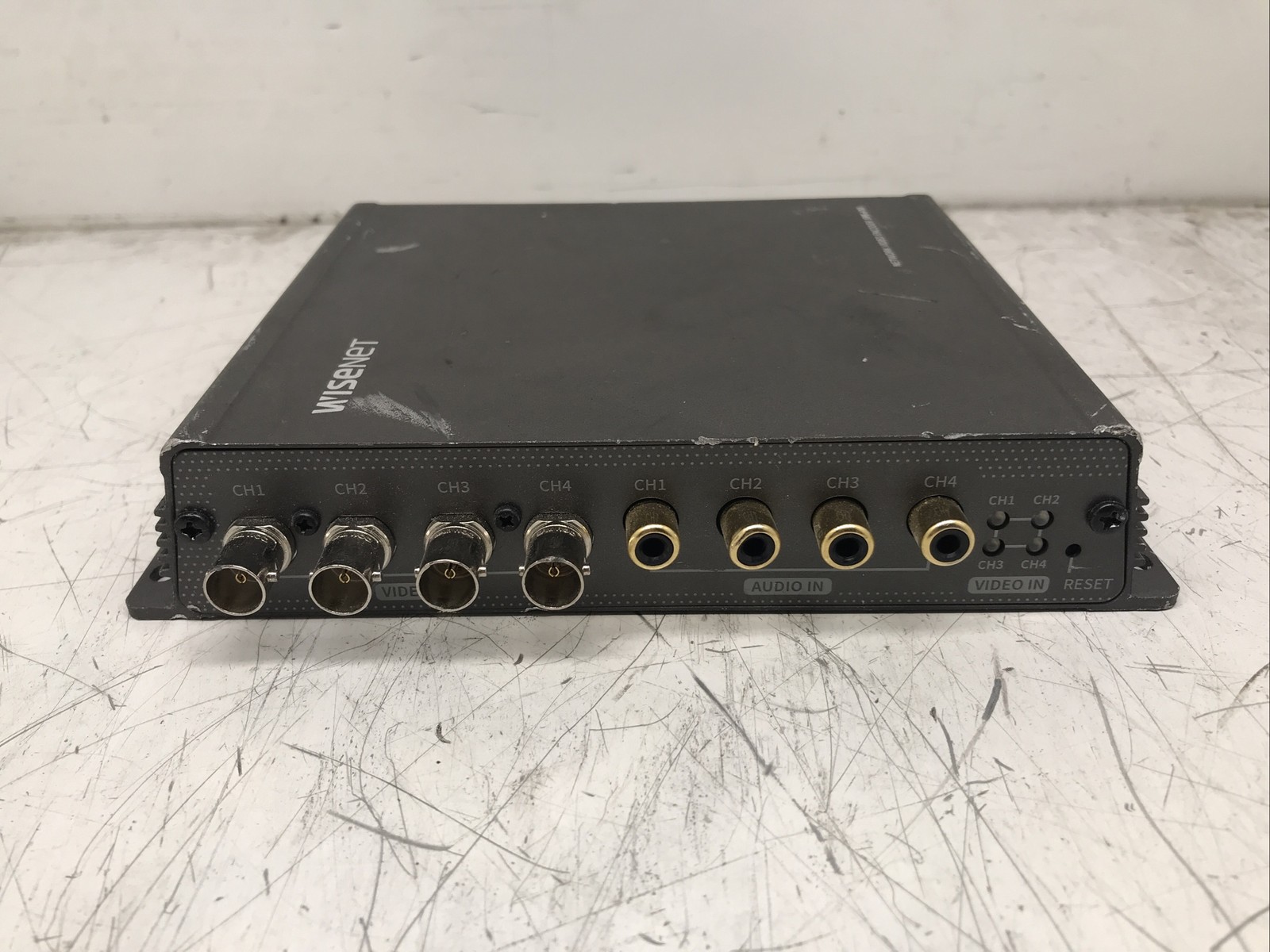 WiseNet  SPE-410 Network Video Encoder *Tested for power