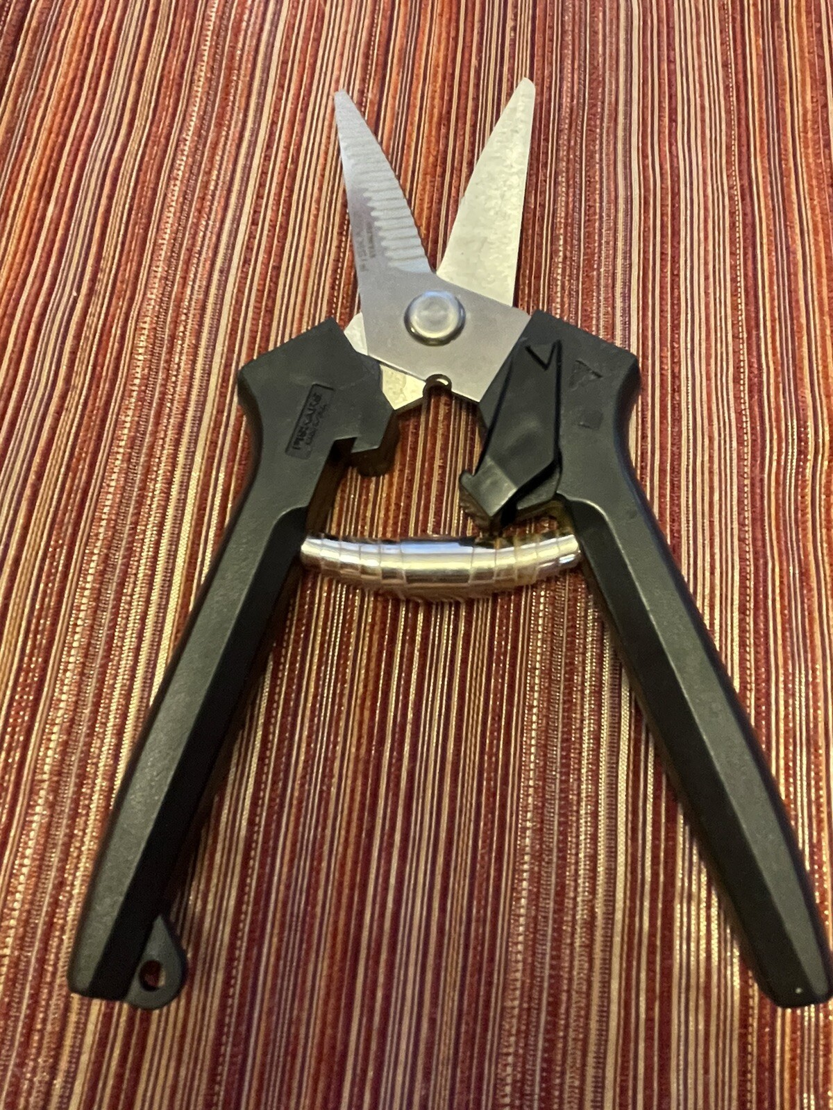 Friskars Multi Use Kitchen Garden Household Scissors Shears Stainless 7.25”