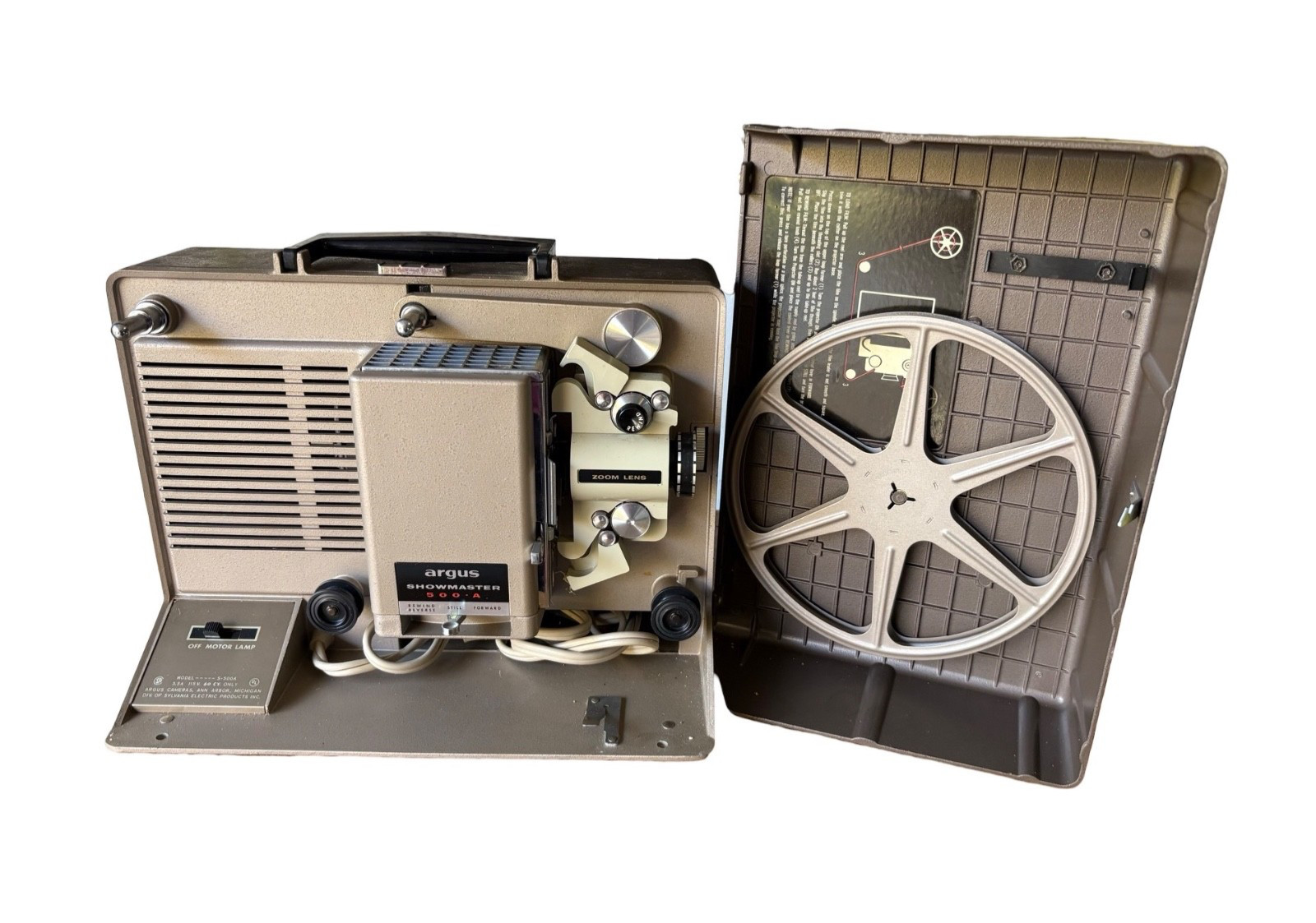 Vintage Argus Showmaster 870 Super Eight Movie Projector 1960s UNTESTED