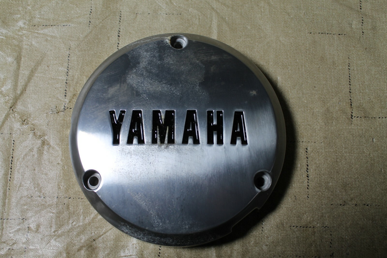 Yamaha Oil Pump Cover New 2G2-15416-00-00  XS750 XS850