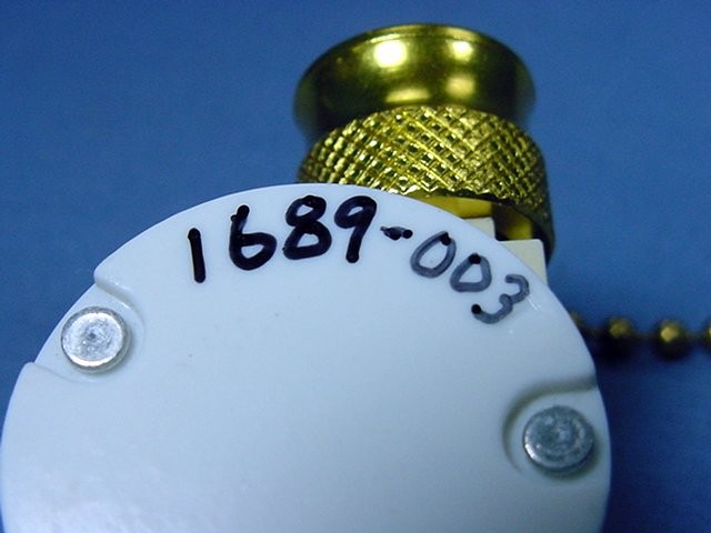 Leviton 1689 Canopy Pull Chain Rotary Appliance Switch 3-Speed 2-Circuit Brass
