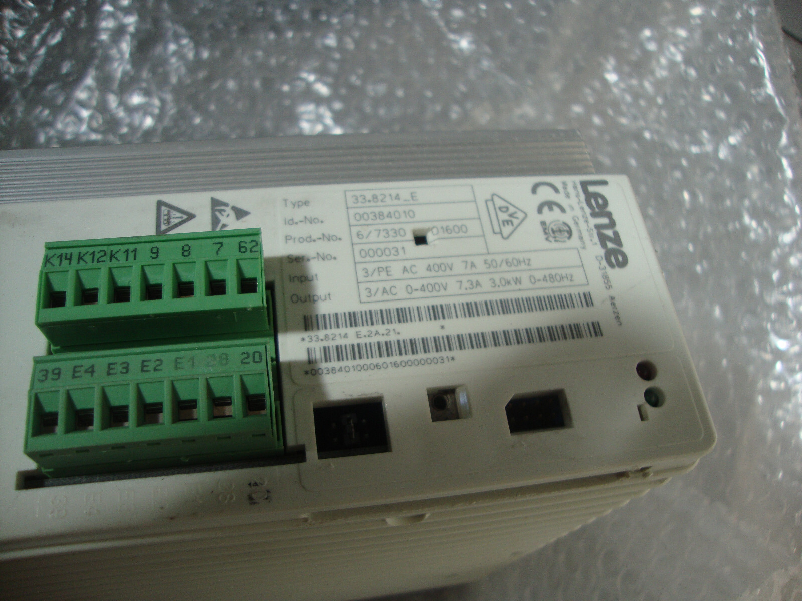 Lenze 33.8214_E frequency converter 3.0K