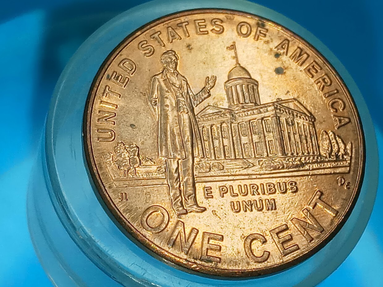🙂 2009-D LINCOLN'S BICENTENNIAL COIN (PROFESSIONAL YEARS) ONLY PRINTED IN 2009.