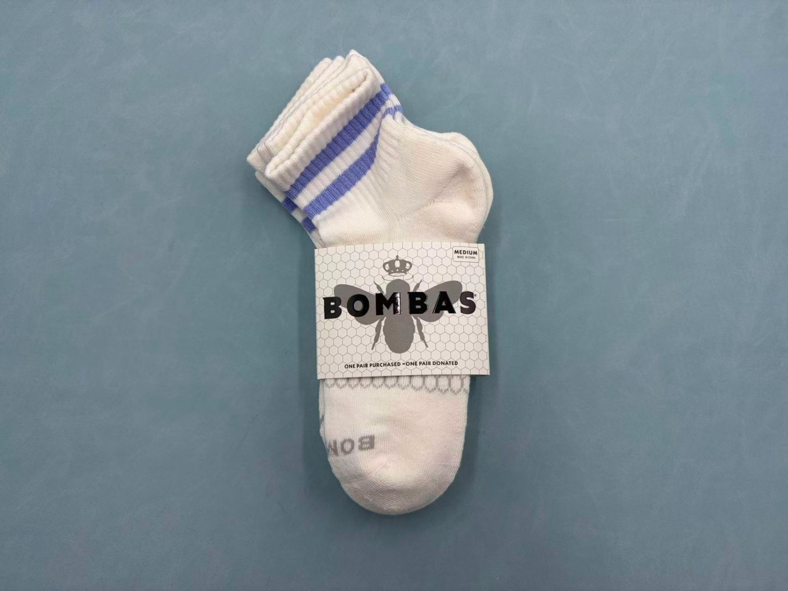 3 Pairs Bombas Women's Solid Quarter socks Size Medium 8-10.5 Blue Stripe White